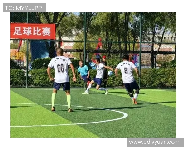 足球歌声响起激情四溢让我们一起为梦想拼搏奋进的旋律在绿茵场上回荡 足球歌声响起激情四溢让我们一起为梦想拼搏奋进的旋律在绿茵场上回荡