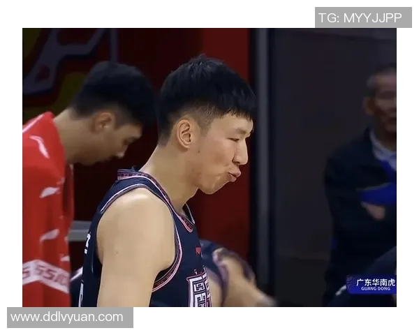 周琦表现低迷仅得4分末节被雪藏无缘出场机会 周琦表现低迷仅得4分末节被雪藏无缘出场机会