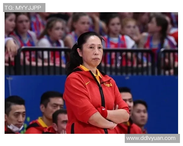 中国女篮辉煌之夜郑薇教练巧妙战术助力大胜对手 中国女篮辉煌之夜郑薇教练巧妙战术助力大胜对手